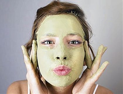 Подмладете кожата си с домашно приготвени почистващи маски