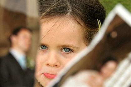Децата на разведени родители комуникират по-трудно